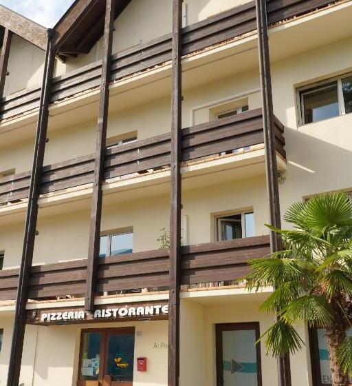 בית מלון כפרי Al Ponte Garnì