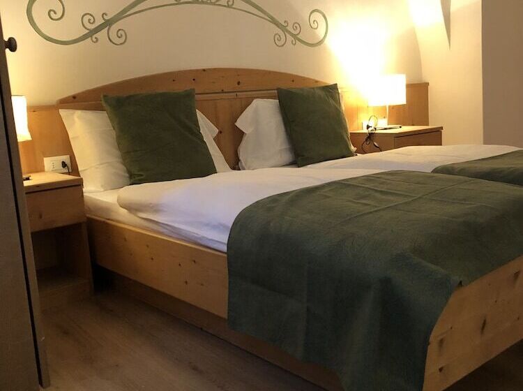 בית מלון כפרי Albergo Alla Costa