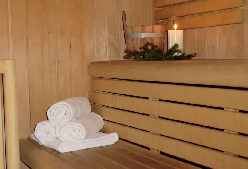 בית מלון כפרי Garnì Costa Verde