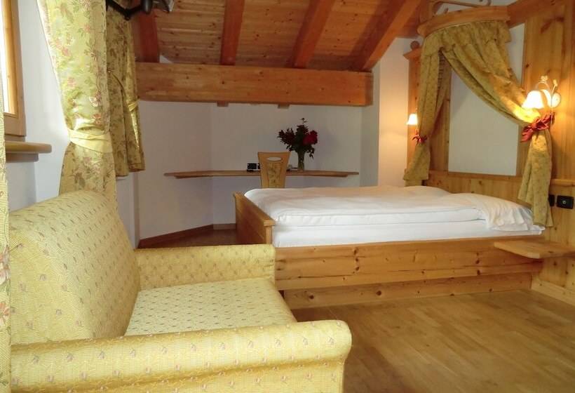 فندق Garnì Costa Verde