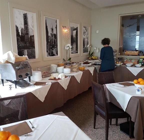 فندق Albergo Silvio