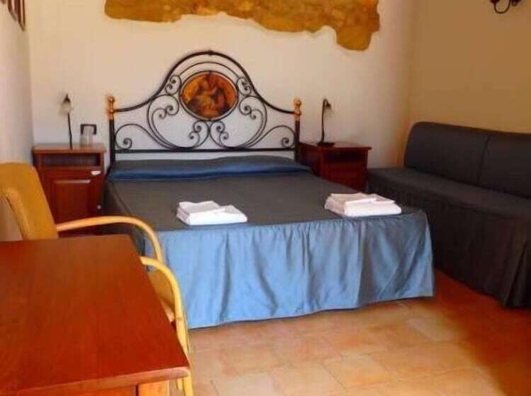 בית מלון כפרי Cala Buguto