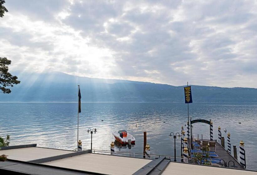 בית מלון כפרי Baia D Oro   Adults Only