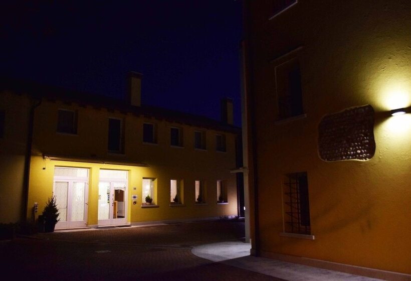 בית מלון כפרי C25