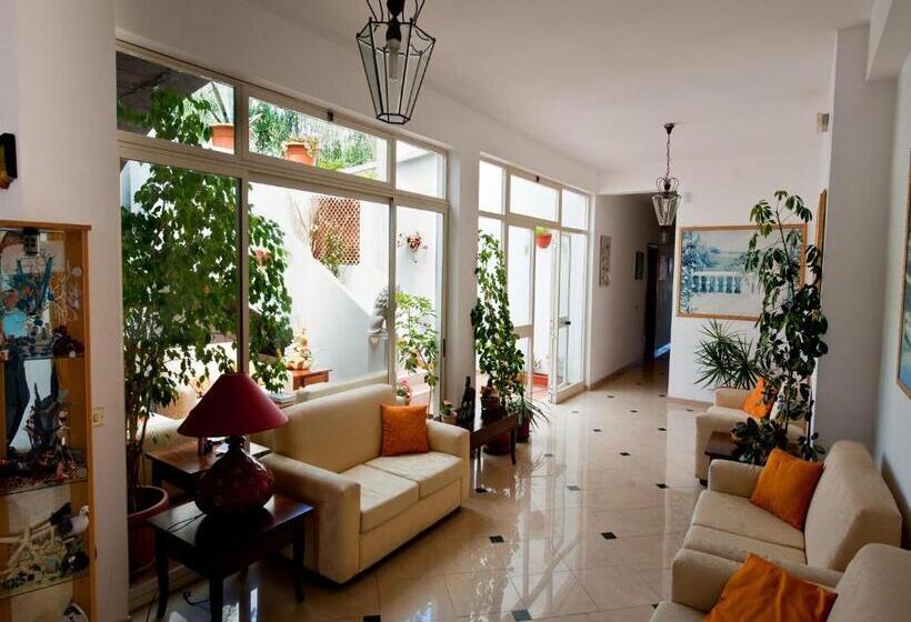 בית מלון כפרי Calabattaglia