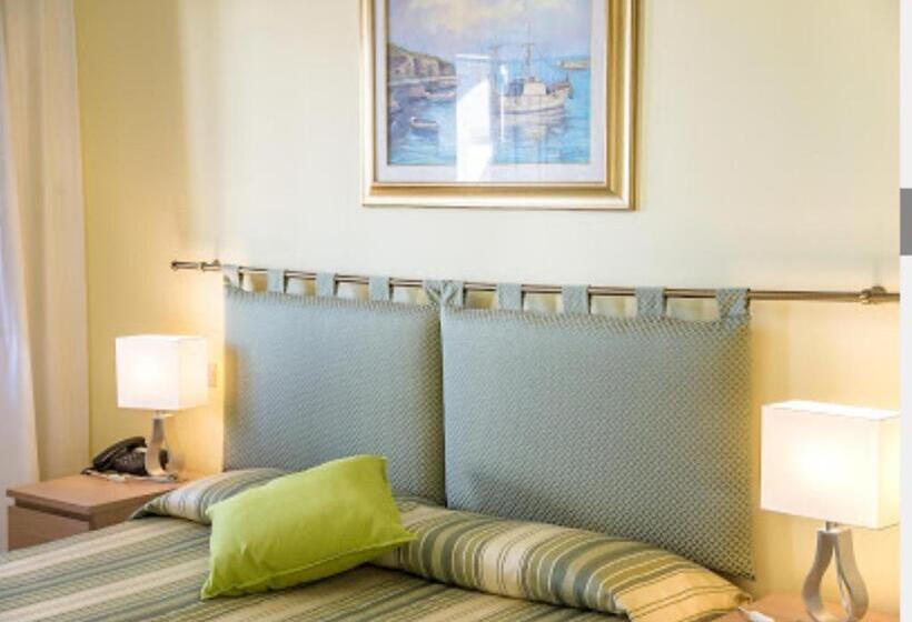 فندق Calabattaglia