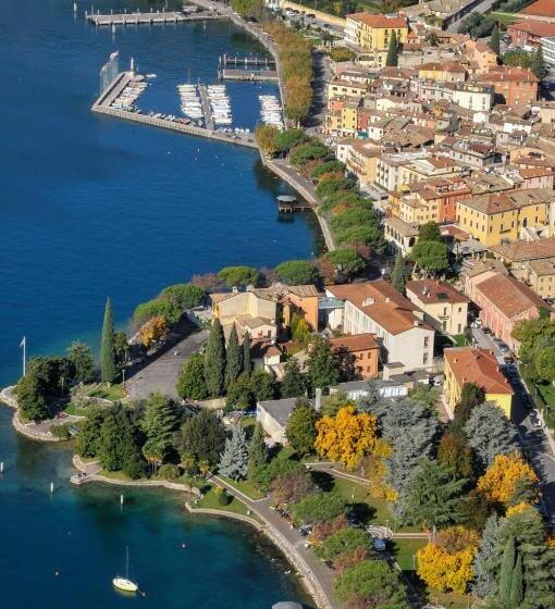 ホテル Continental