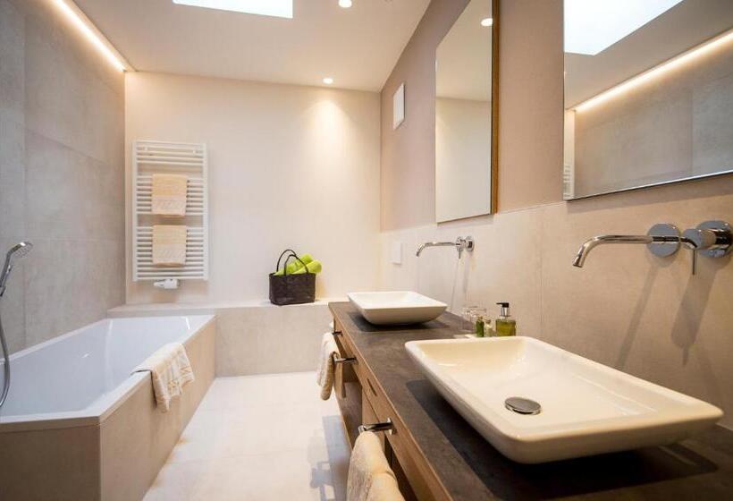 בית מלון כפרי Das Grafenstein Familienresidence