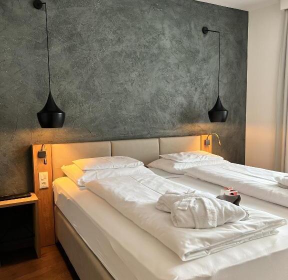 בית מלון כפרי Das Grafenstein Familienresidence