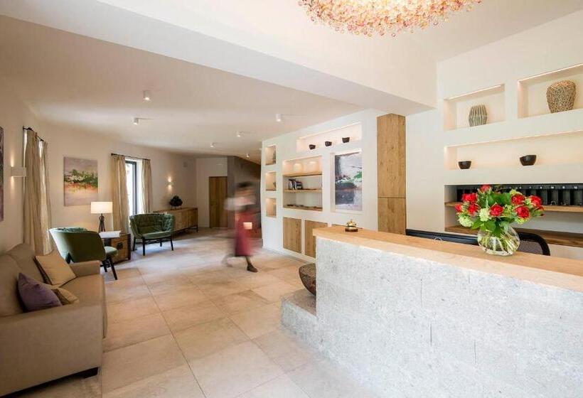 בית מלון כפרי Das Grafenstein Familienresidence