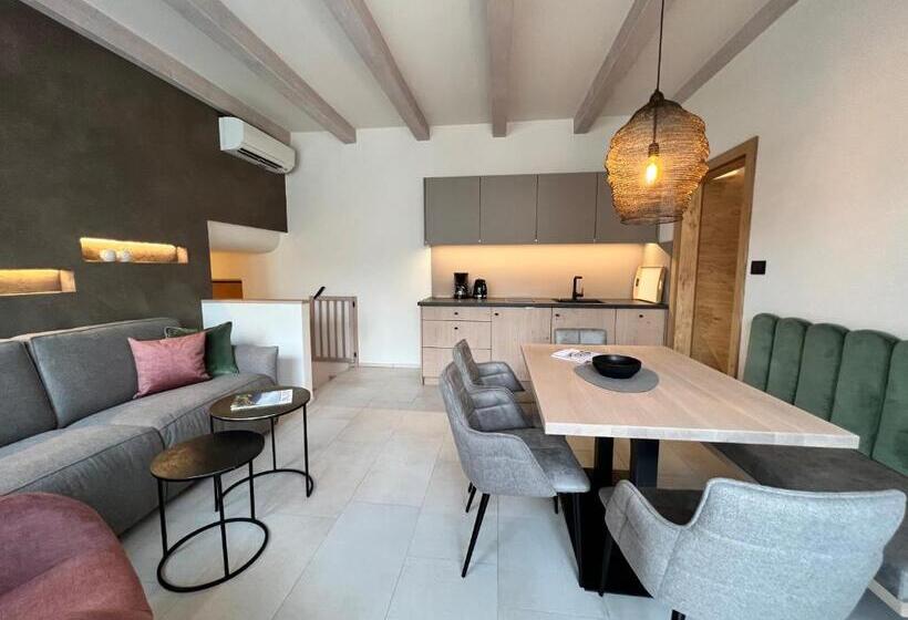 בית מלון כפרי Das Grafenstein Familienresidence