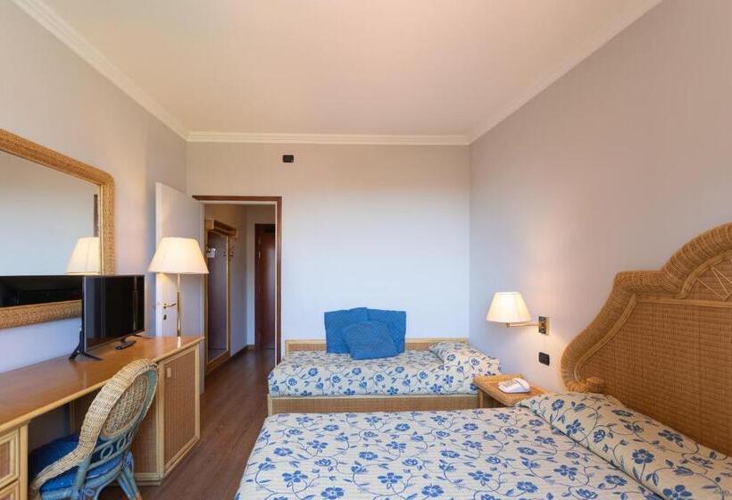 בית מלון כפרי Dei Tigli