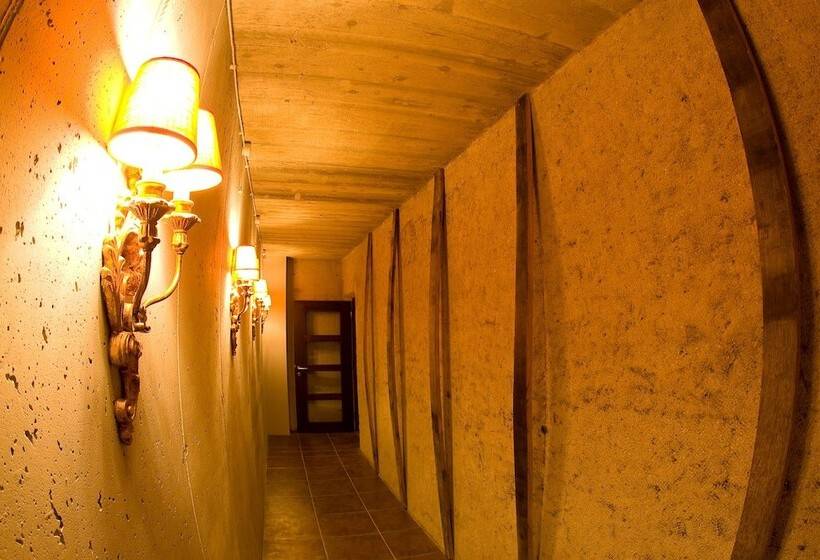 Отель Der Weinmesser