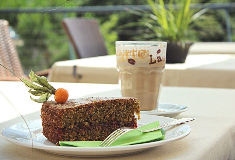 Отель Der Weinmesser