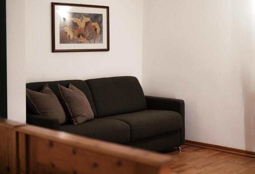 בית מלון כפרי Dolomitenhof & Chalet Alte Post