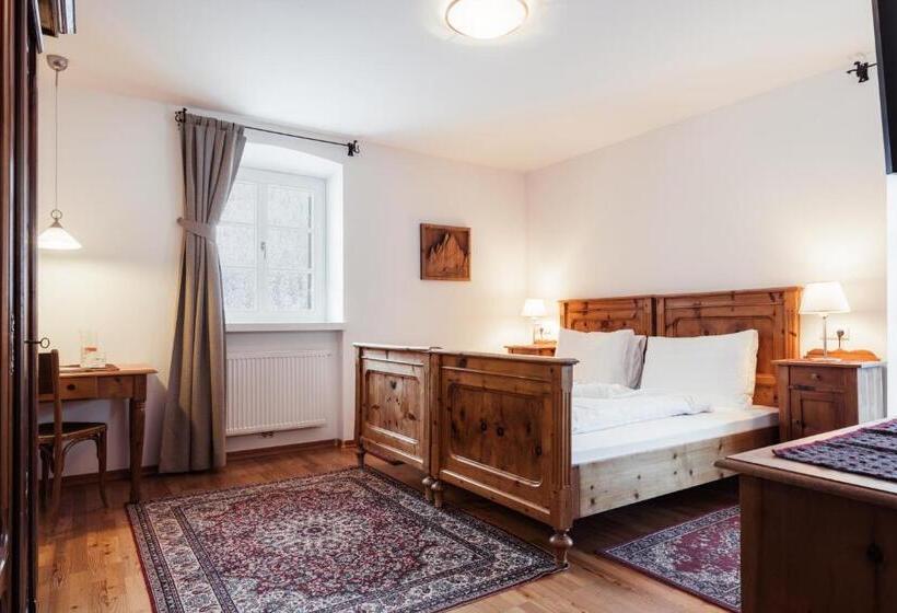 בית מלון כפרי Dolomitenhof & Chalet Alte Post