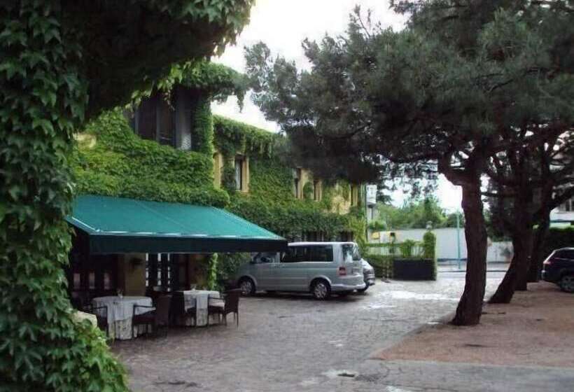 בית מלון כפרי Due Mori