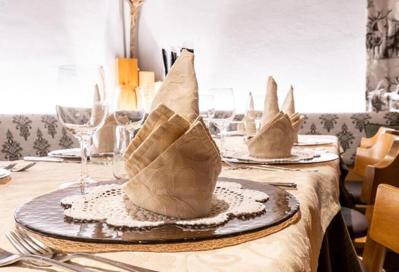 בית מלון כפרי Eccher 3 Stelle Superior