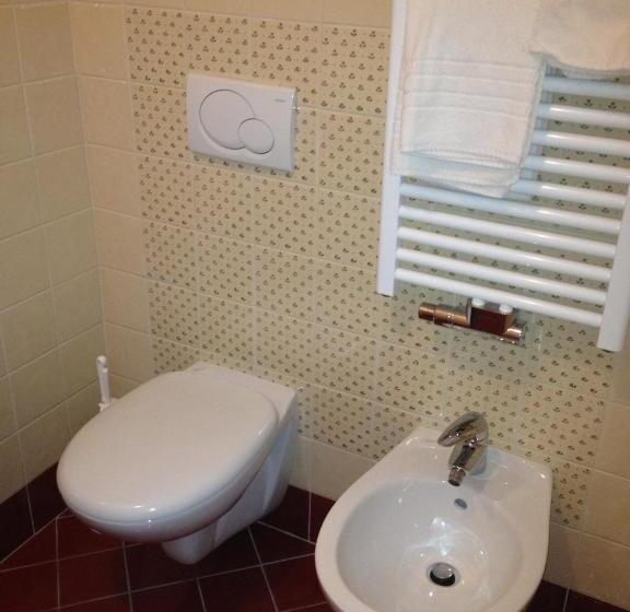 בית מלון כפרי Eccher 3 Stelle Superior