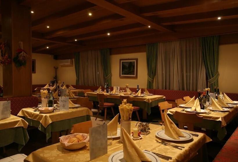 בית מלון כפרי Eccher 3 Stelle Superior