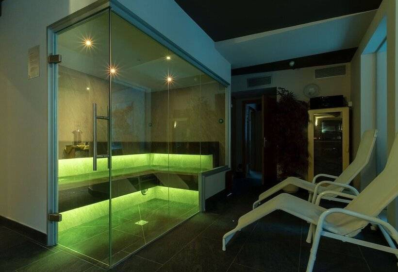 בית מלון כפרי Eccher 3 Stelle Superior