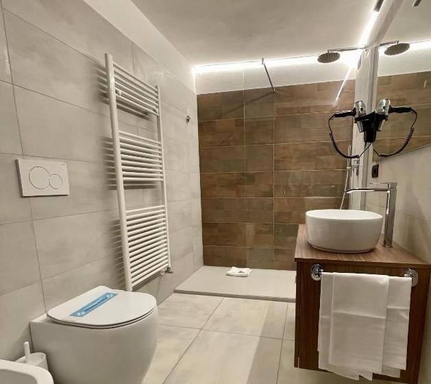 Отель Edelweiss 3 Stelle Superior