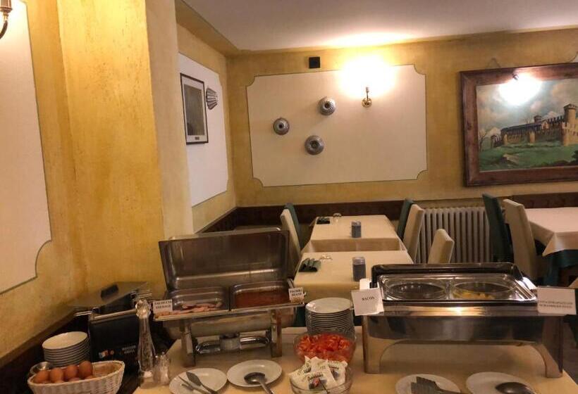 Отель Edelweiss 3 Stelle Superior