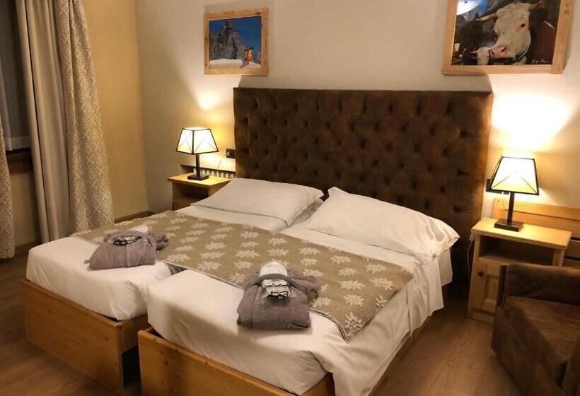 Отель Edelweiss 3 Stelle Superior