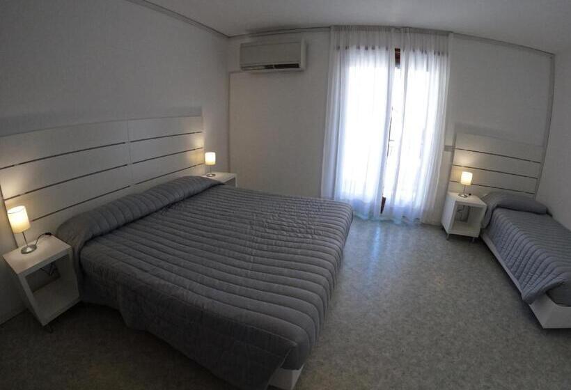 ホテル Euro Meublé