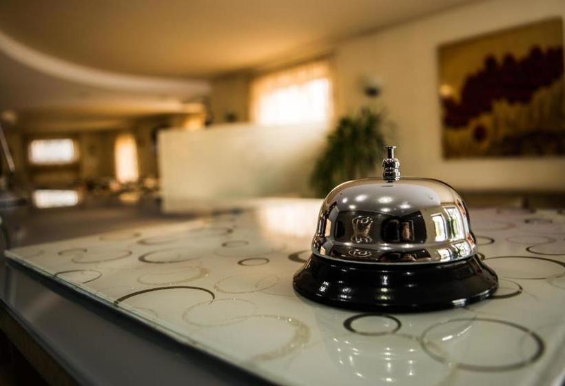 בית מלון כפרי Ginevra