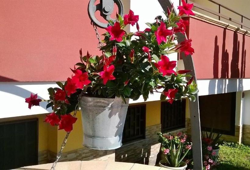 בית מלון כפרי Ginevra