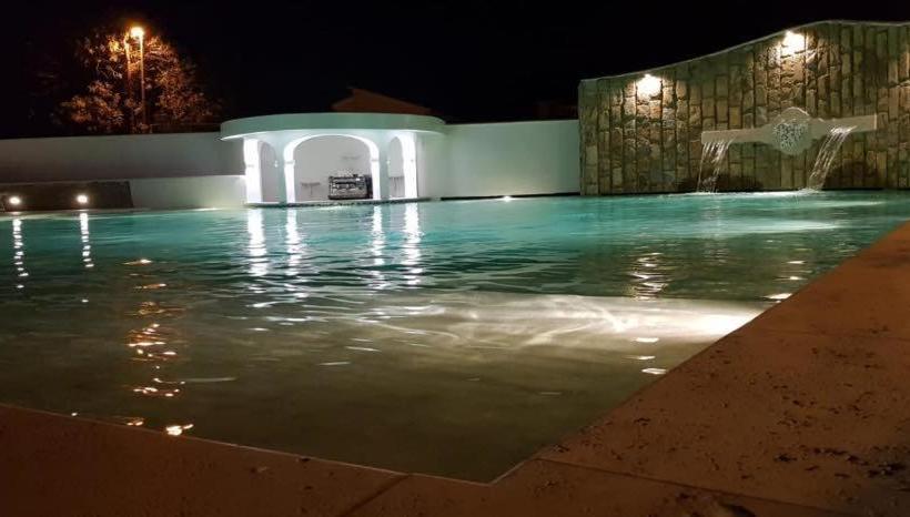 La Pineta Hotel Beach & Spa