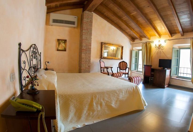 호텔 La Tavola Rotonda