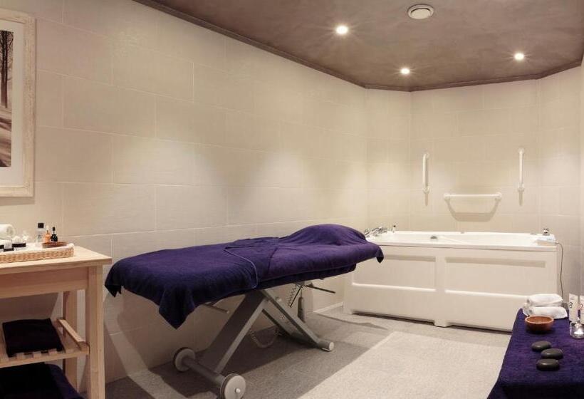 Отель Lerie De Mascognaz