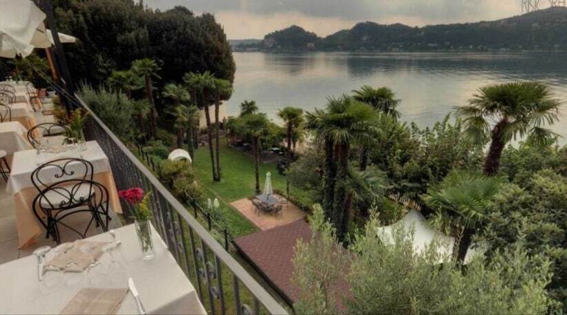 فندق Lido Di Angera