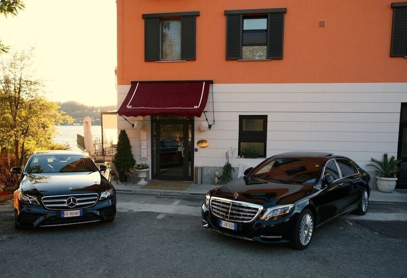 فندق Lido Di Angera