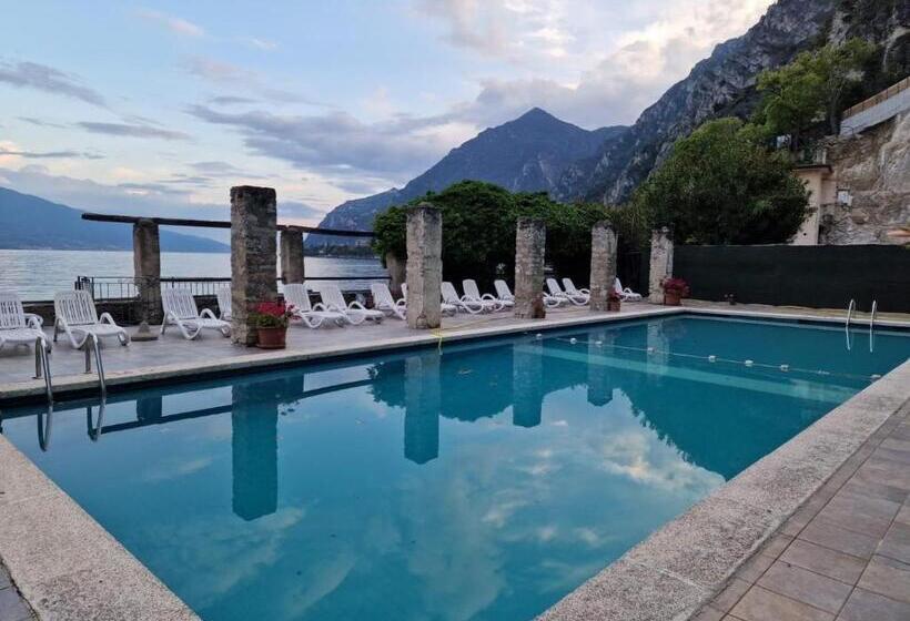 ホテル Locanda Ruscello Garnì