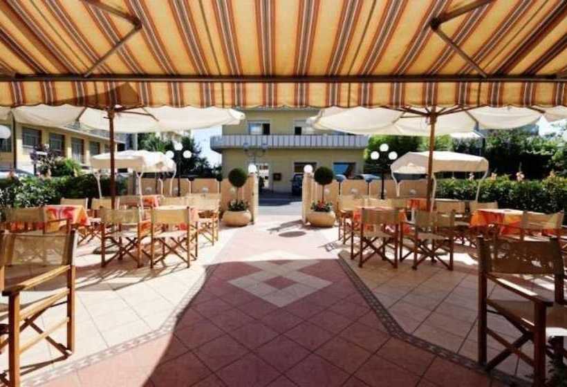 בית מלון כפרי Losanna Cervia