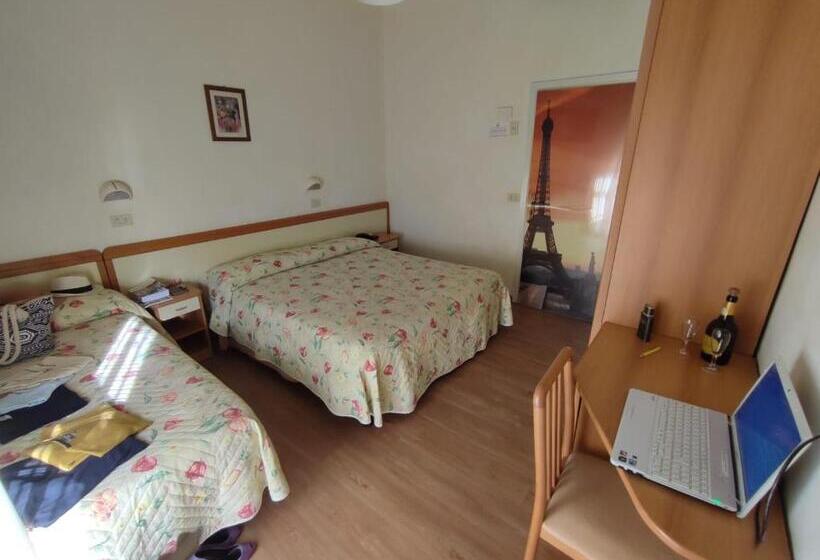 בית מלון כפרי Losanna Cervia