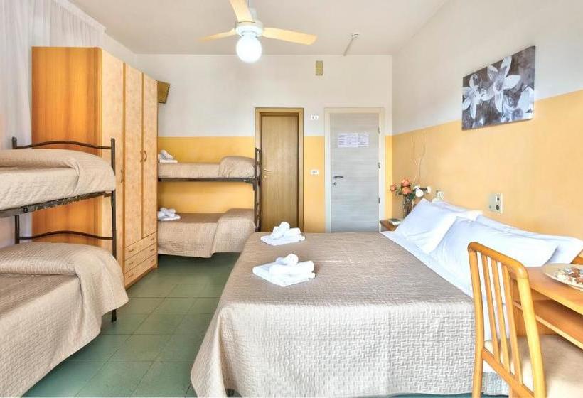 فندق Montebello Riccione