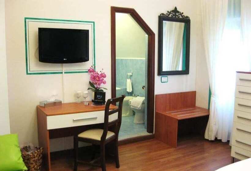 Отель Monterosso Alto