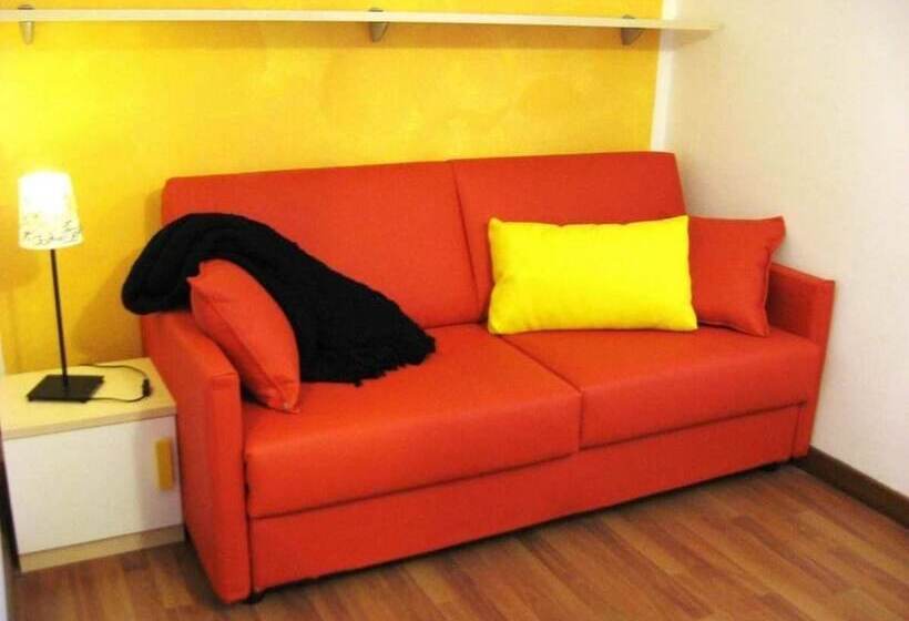 Отель Monterosso Alto