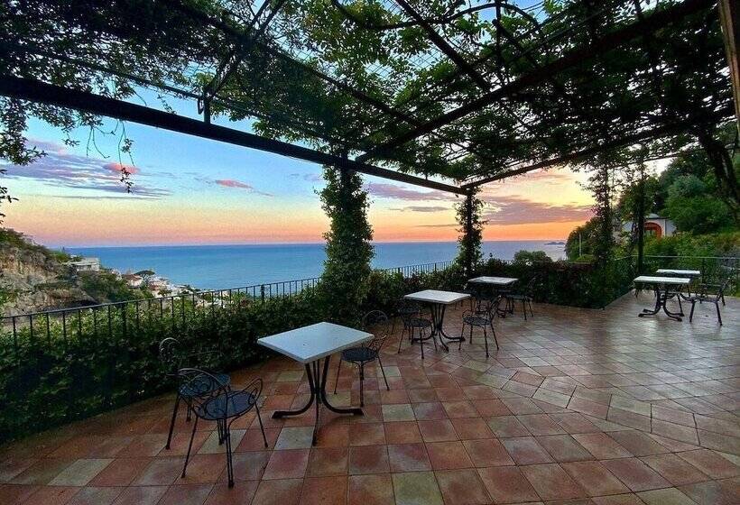 בית מלון כפרי Pellegrino