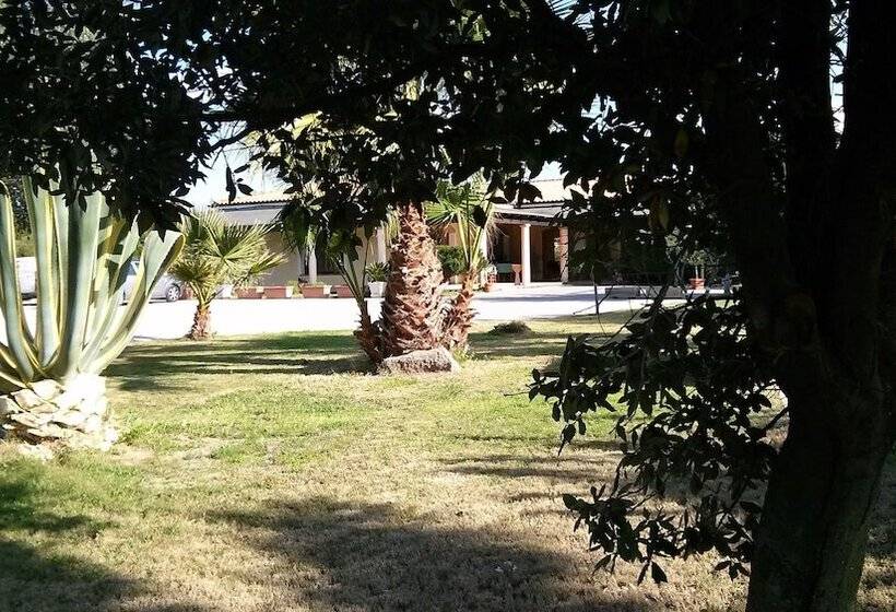 فندق Perda Rubia