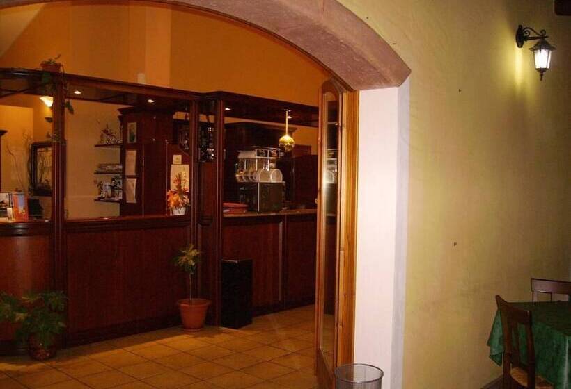 فندق Perda Rubia