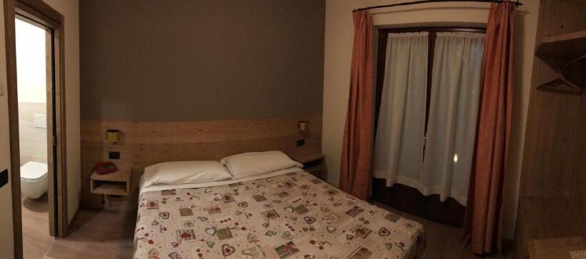 Отель Piccolo Mondo