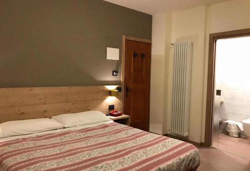 Отель Piccolo Mondo