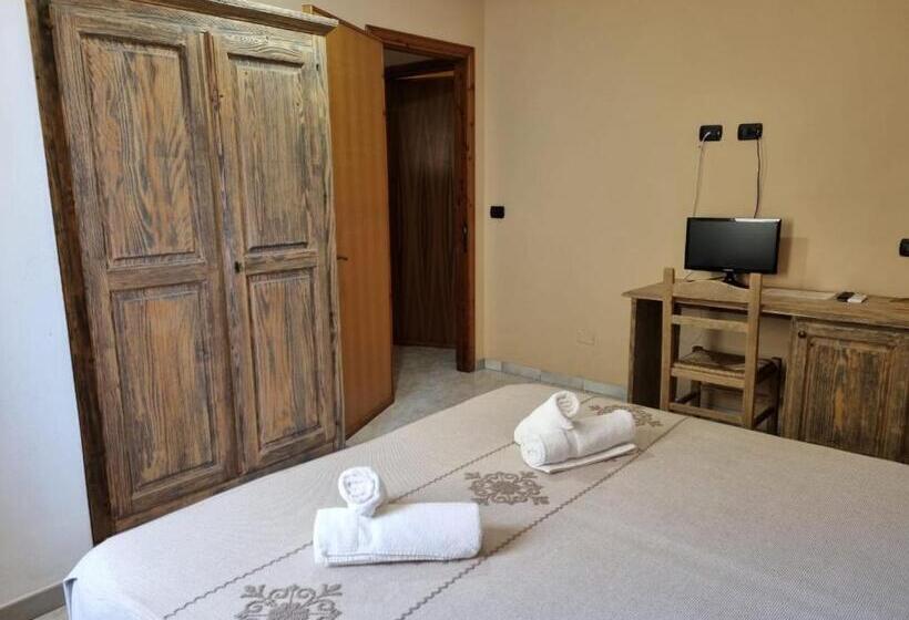 בית מלון כפרי Plammas