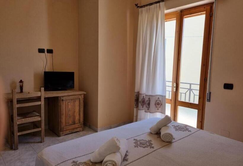 בית מלון כפרי Plammas