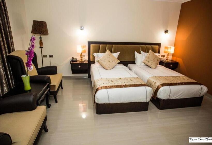 هتل Queen Plaza